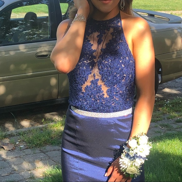 PROM DRESS (David’s Bridal) - Picture 3 of 3